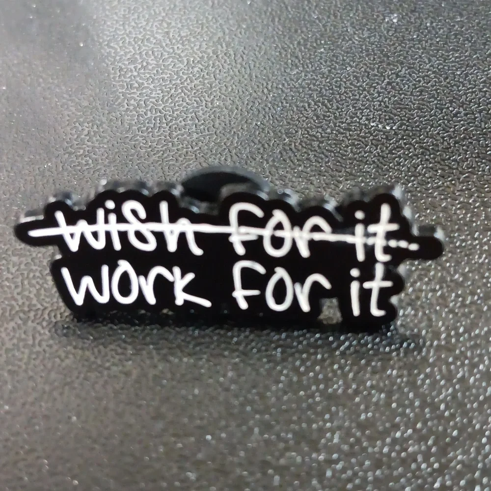 Brooch - Wish For It - Work For It (NEW) - Picture 1 of 3